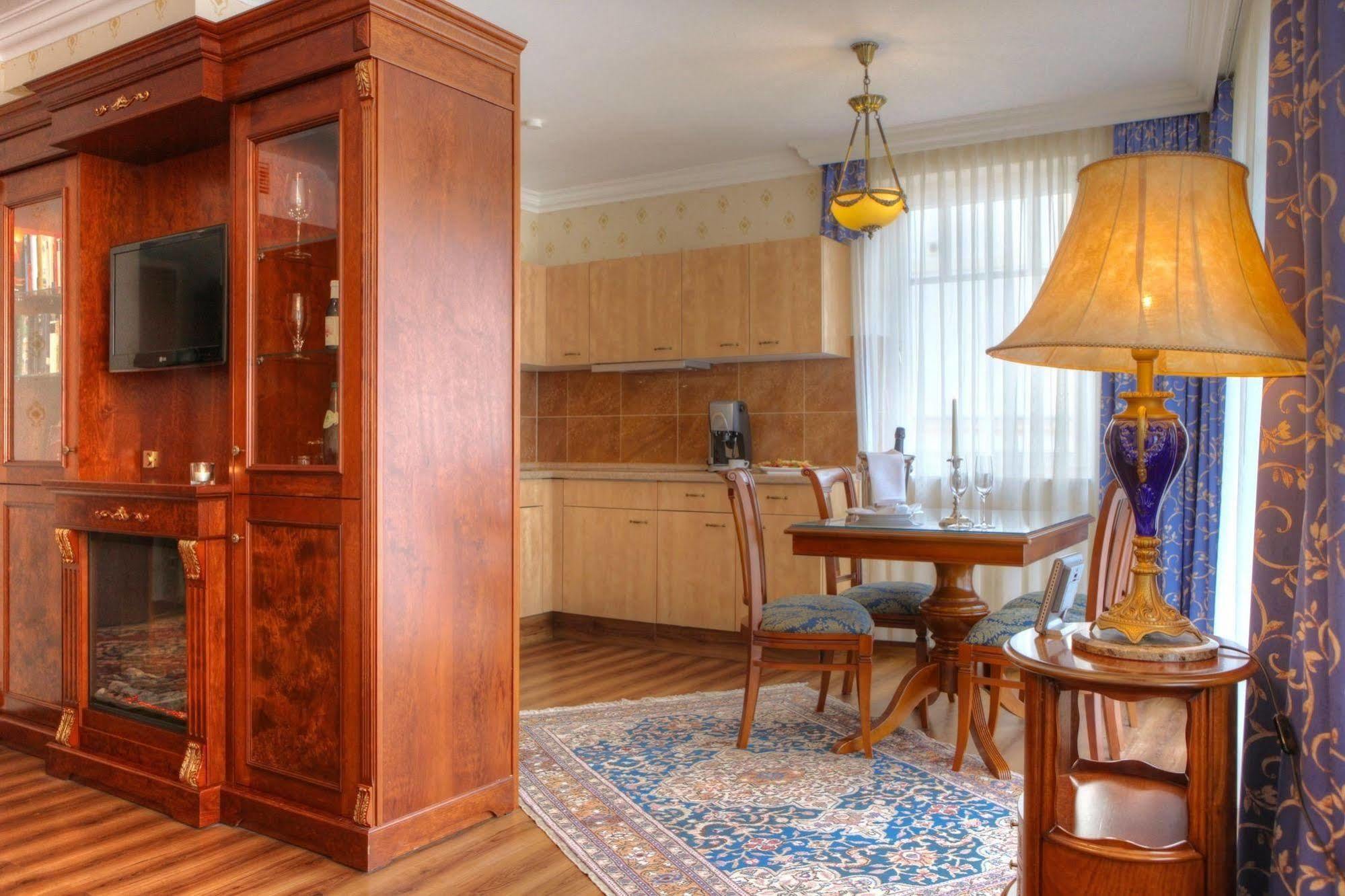 Seetelhotel Ahlbecker Hof Heringsdorf  Bagian luar foto A typical apartment