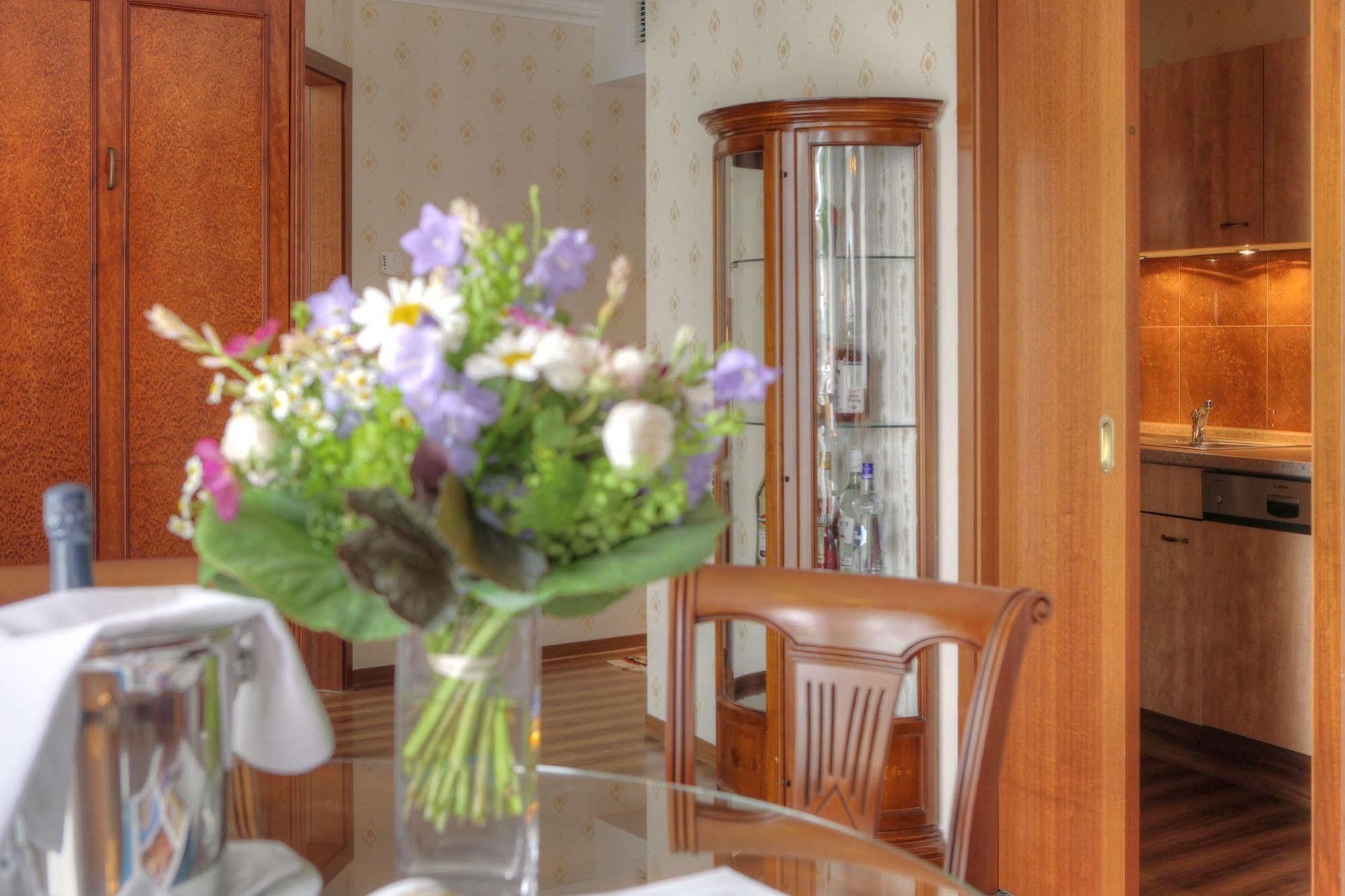 Seetelhotel Ahlbecker Hof Heringsdorf  Bagian luar foto A typical apartment